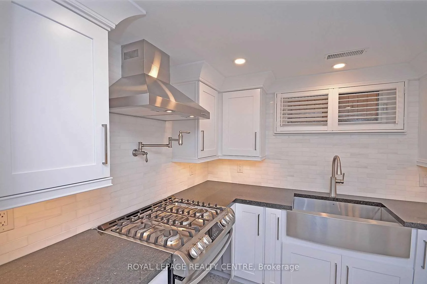 Photo 23 of Unit Lower, 326 Slade Crescent, Oakville, West — HOMEH