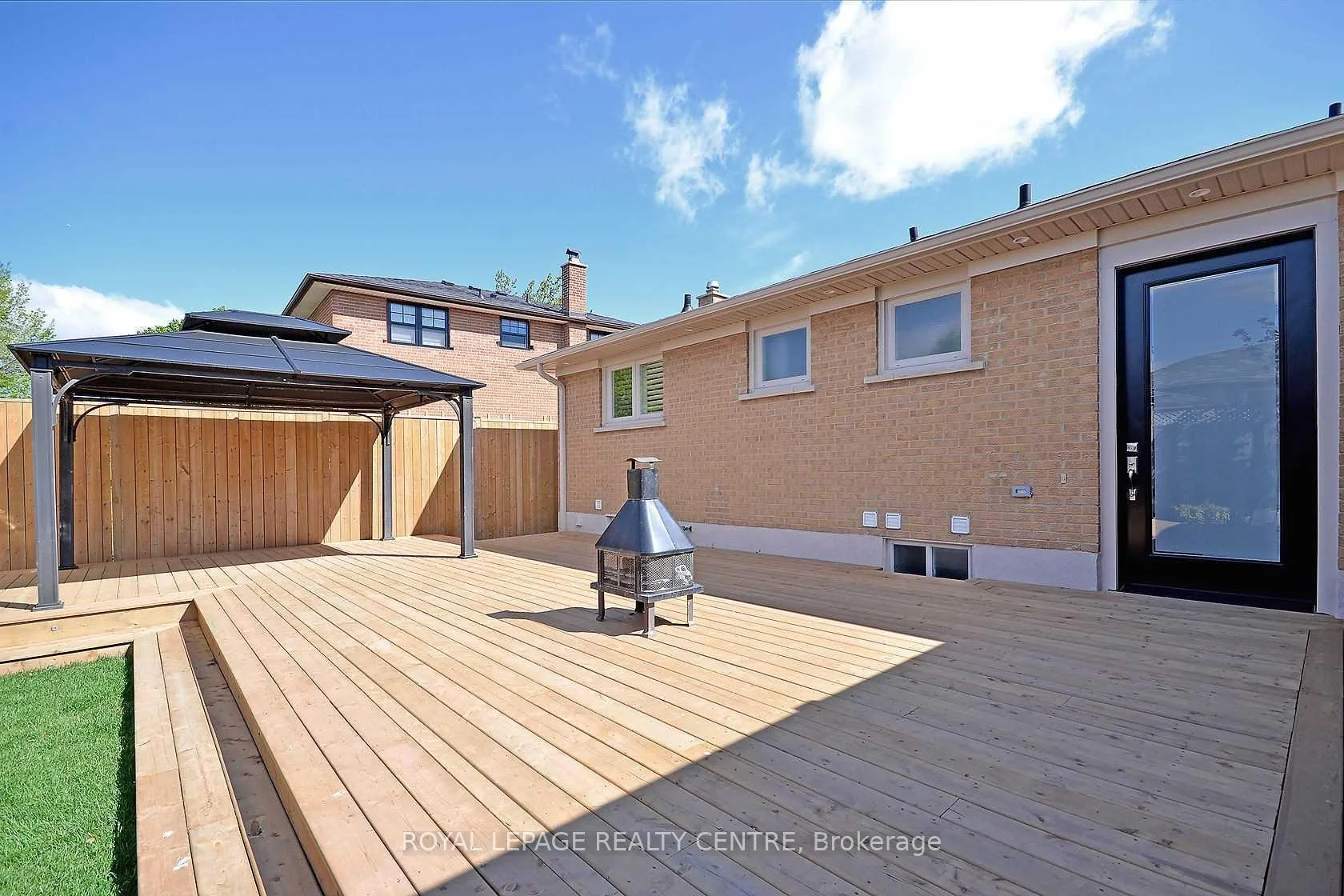 Photo 49 of Unit Lower, 326 Slade Crescent, Oakville, West — HOMEH