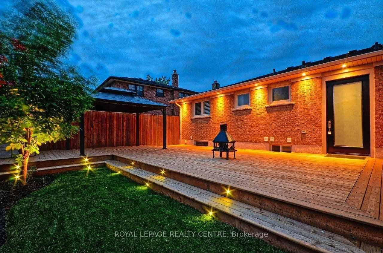 Photo 51 of Unit Lower, 326 Slade Crescent, Oakville, West — HOMEH