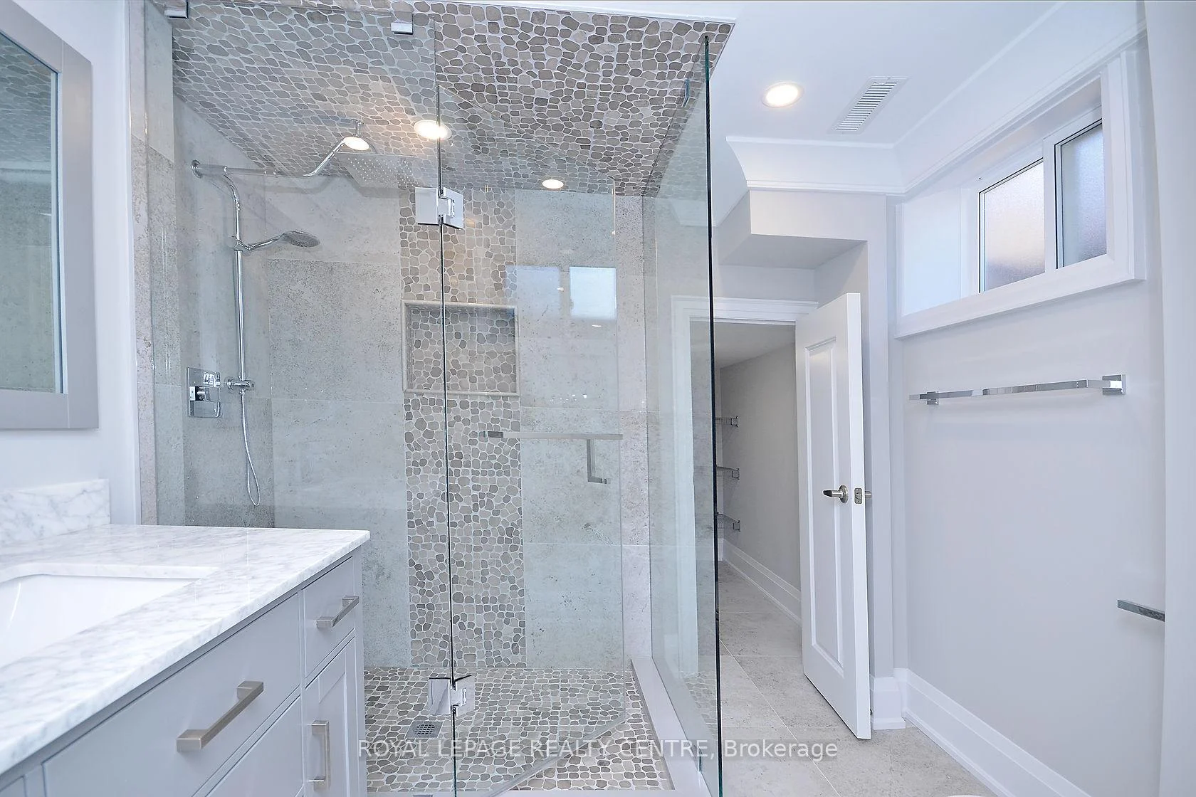 Photo 55 of Unit Lower, 326 Slade Crescent, Oakville, West — HOMEH