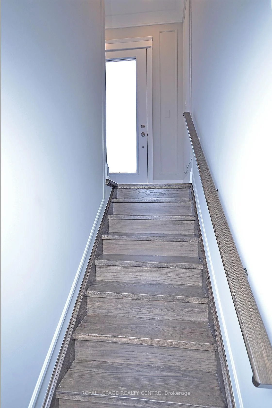 Photo 64 of Unit Lower, 326 Slade Crescent, Oakville, West — HOMEH