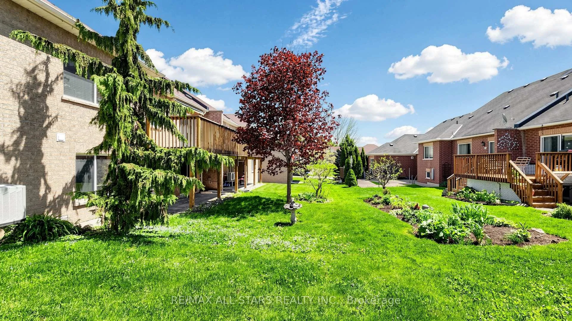 Photo 29 of 22 Geo Izatt Drive, Uxbridge — HOMEH