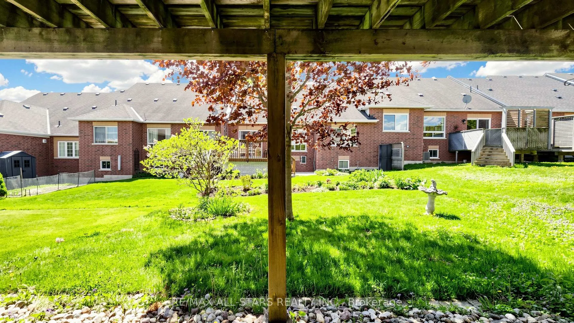 Photo 32 of 22 Geo Izatt Drive, Uxbridge — HOMEH