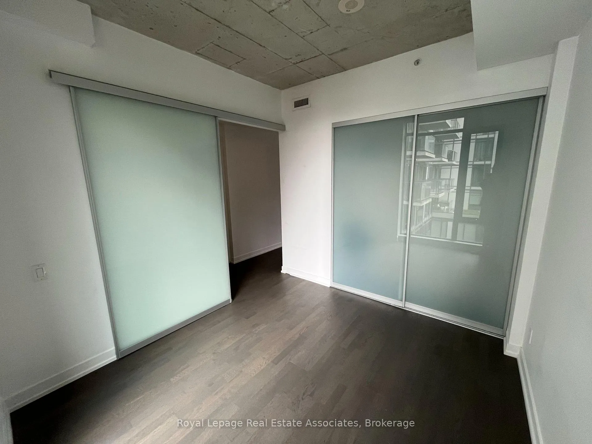 Photo 11 of Unit 439, 461 Adelaide Street W, Toronto, Waterfront Communities — HOMEH