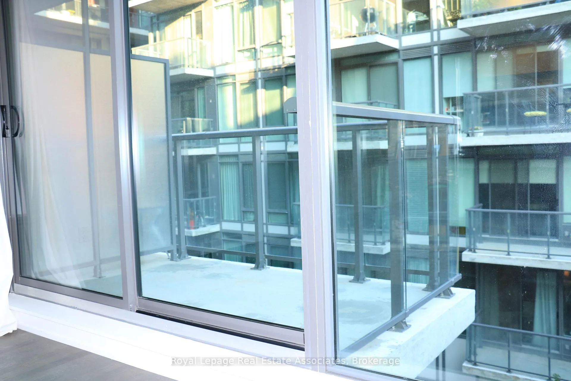 Photo 14 of Unit 439, 461 Adelaide Street W, Toronto, Waterfront Communities — HOMEH