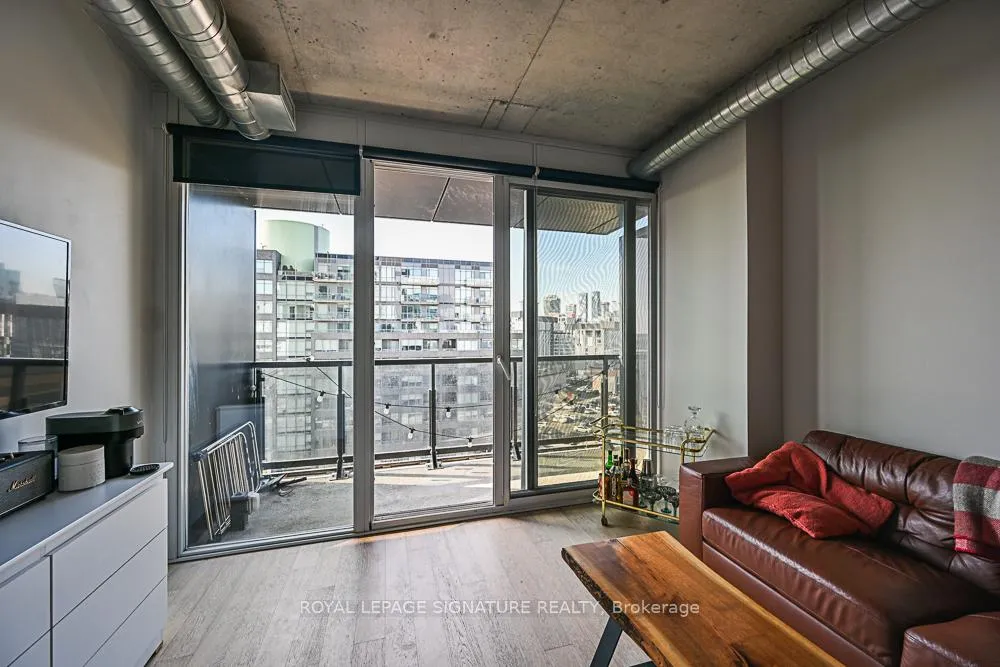 Photo 3 of Unit 803, 170 Bayview Avenue, Toronto, Waterfront Communities — HOMEH