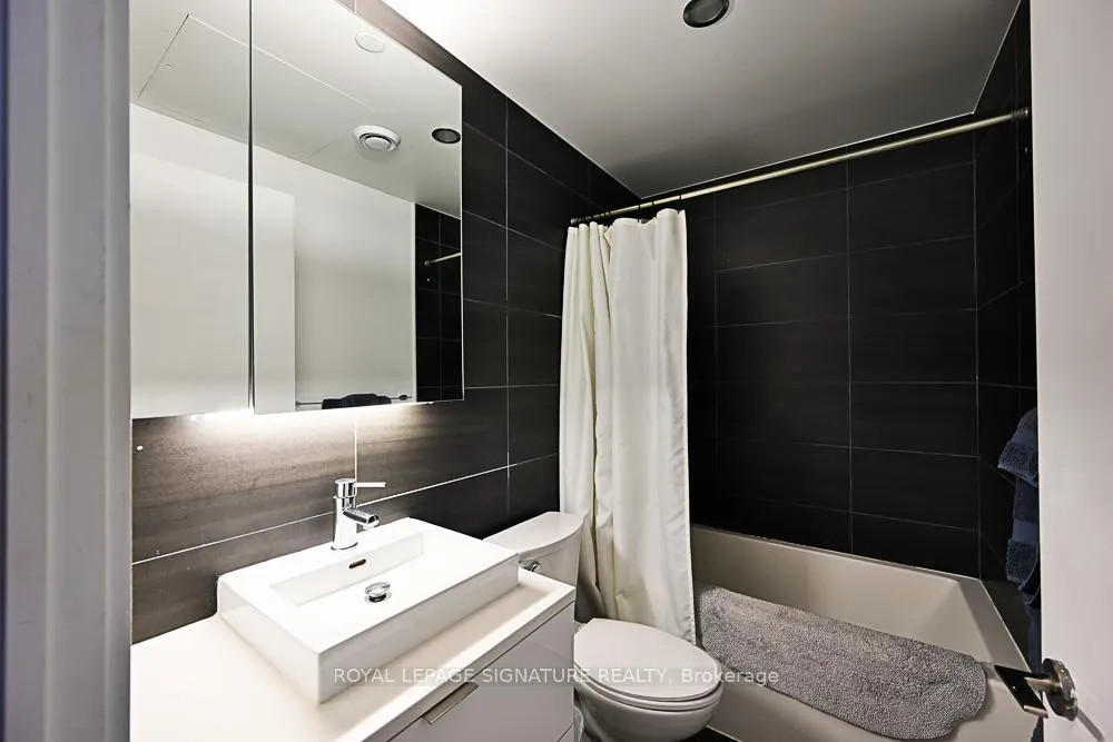 Photo 21 of Unit 803, 170 Bayview Avenue, Toronto, Waterfront Communities — HOMEH