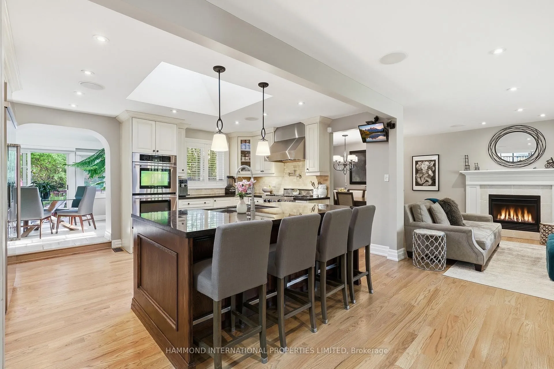 Photo 1 of 20 Orsi Court, Markham, Thornhill — HOMEH