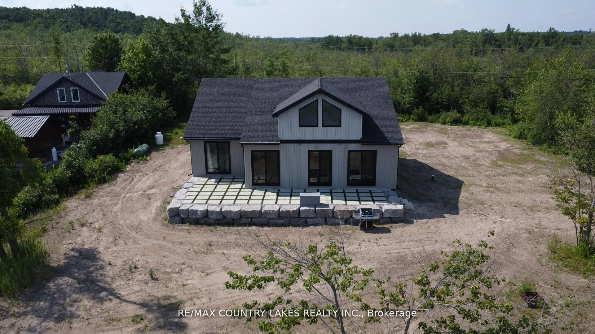 Photo 4 of 130 Baker Boulevard, Kawartha Lakes, Laxton/Digby/Longford — HOMEH