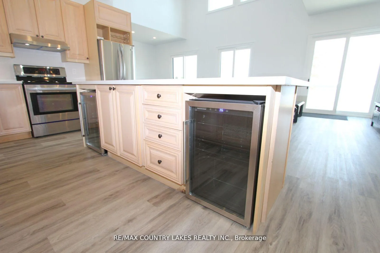 Photo 7 of 130 Baker Boulevard, Kawartha Lakes, Laxton/Digby/Longford — HOMEH
