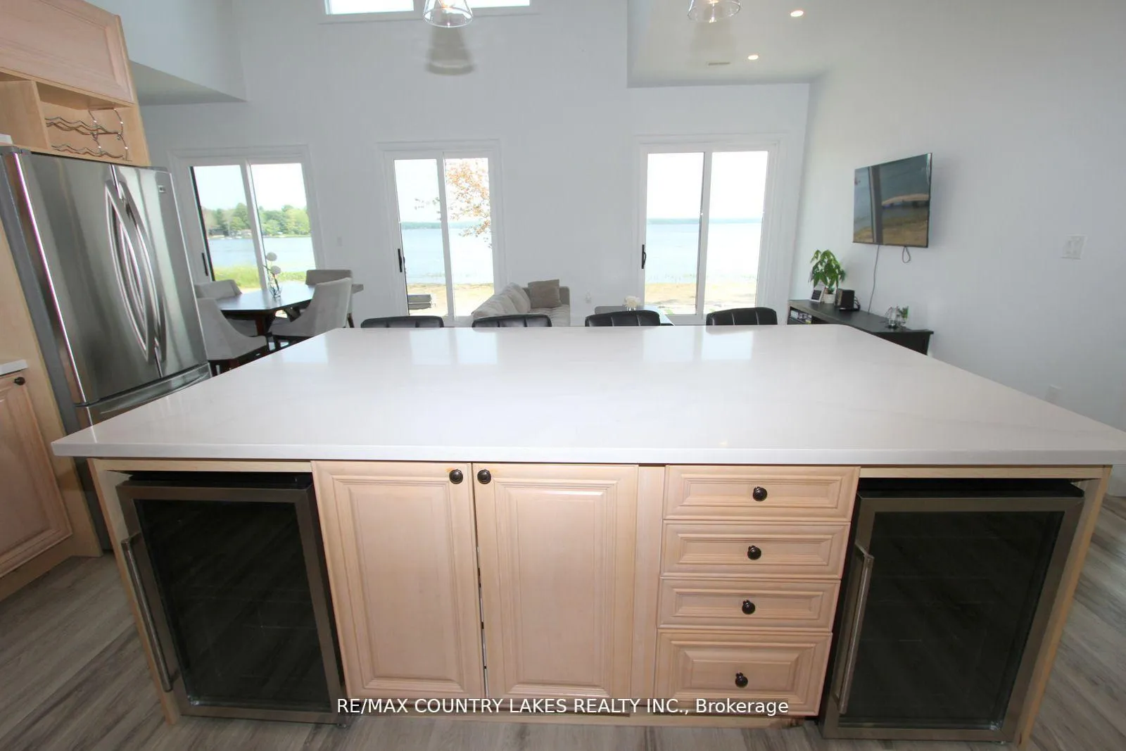 Photo 10 of 130 Baker Boulevard, Kawartha Lakes, Laxton/Digby/Longford — HOMEH