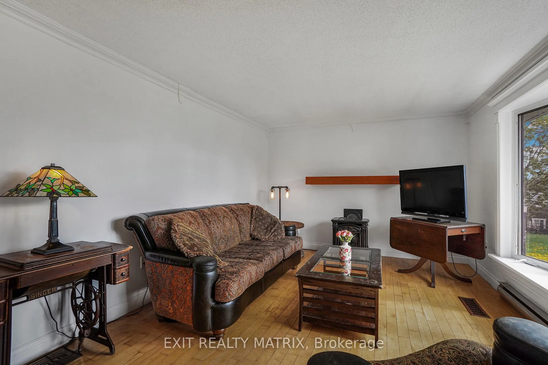 Photo 5 of 136 Martel Crescent, Champlain, Vankleek Hill — HOMEH