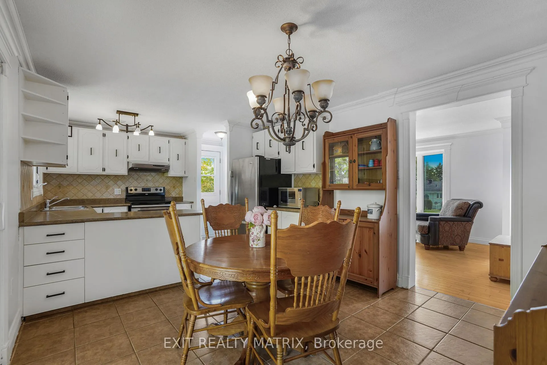 Photo 7 of 136 Martel Crescent, Champlain, Vankleek Hill — HOMEH