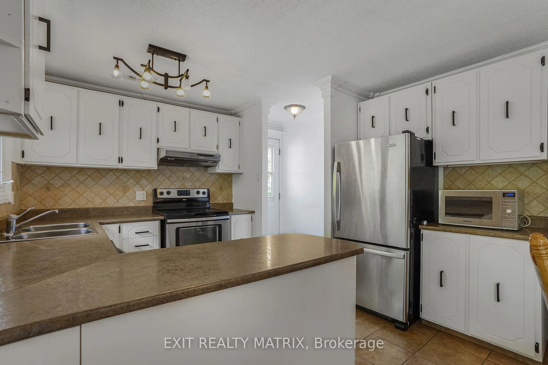 Photo 10 of 136 Martel Crescent, Champlain, Vankleek Hill — HOMEH