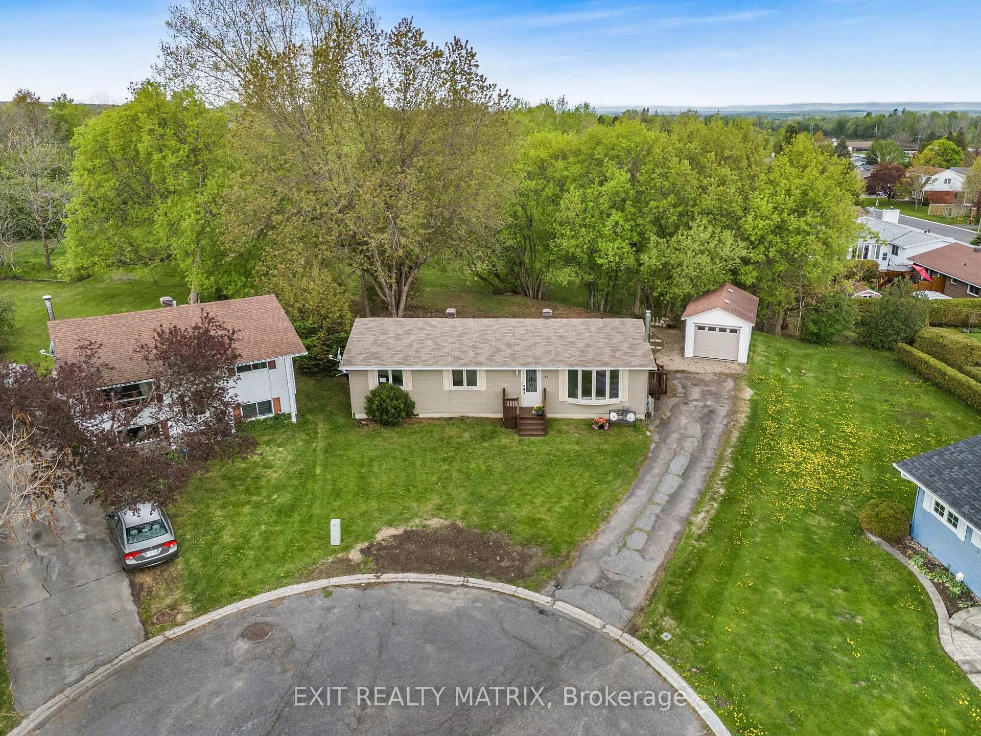 Photo 32 of 136 Martel Crescent, Champlain, Vankleek Hill — HOMEH