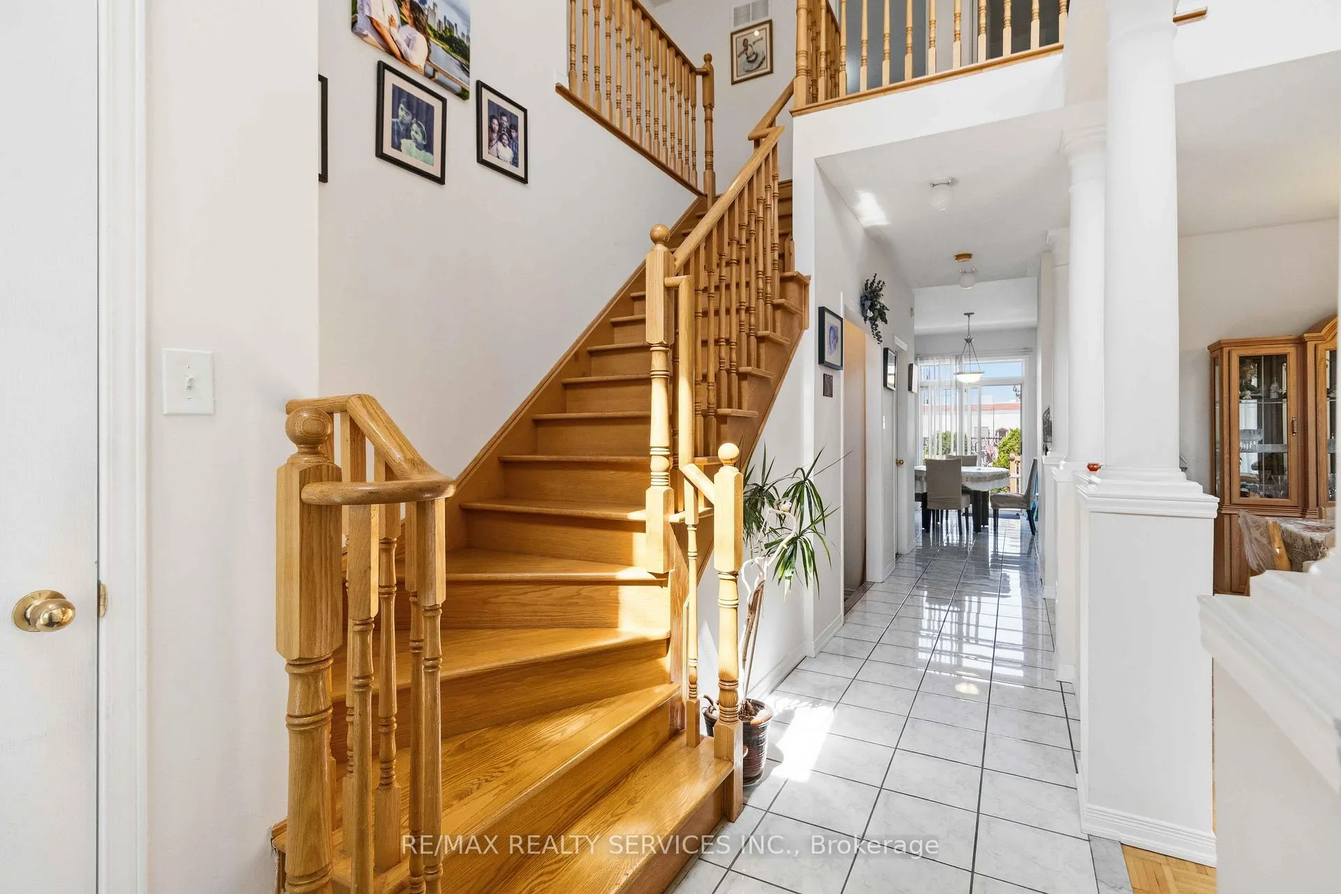 Photo 4 of 82 Mainard Crescent, Brampton, Sandringham-Wellington — HOMEH