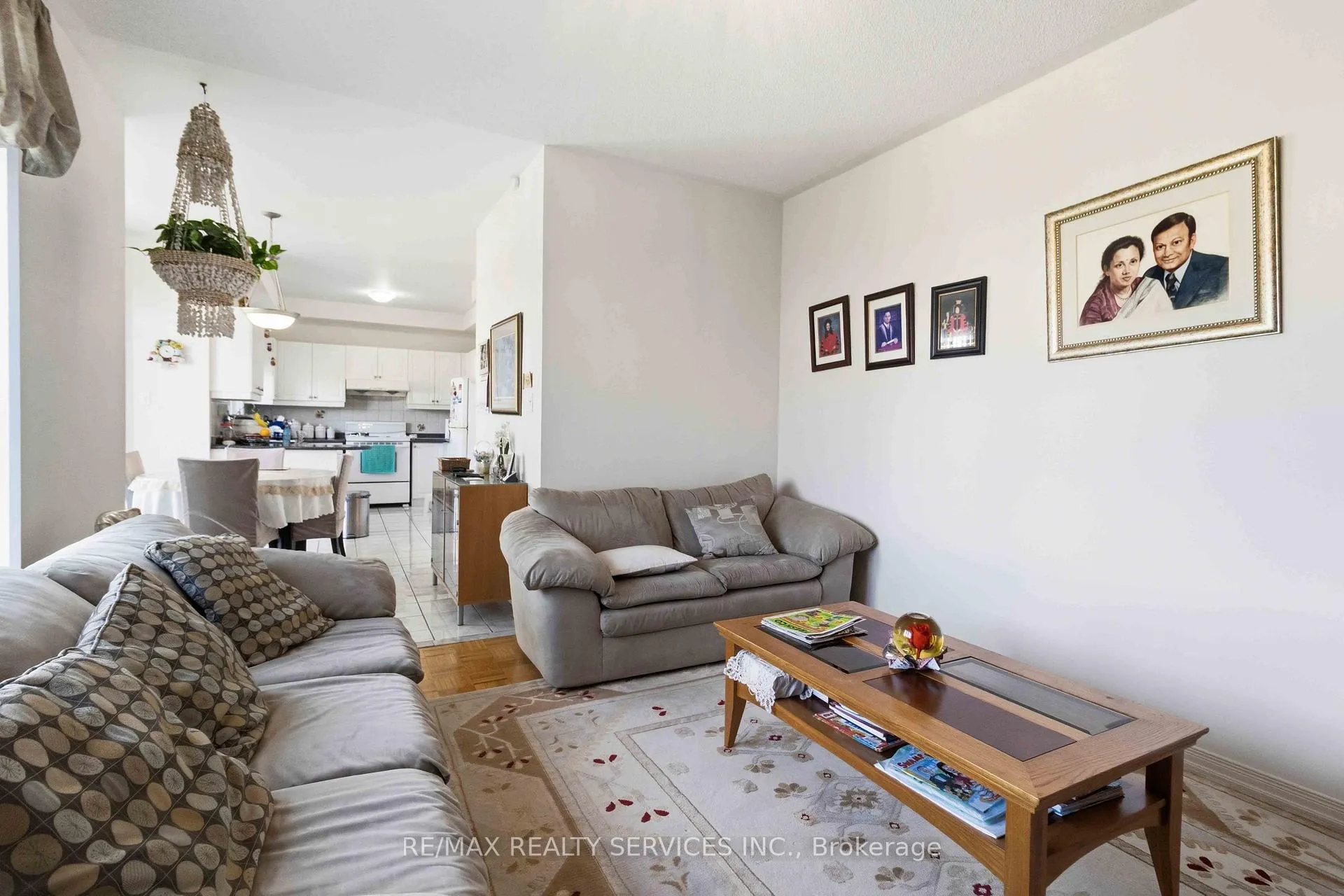 Photo 12 of 82 Mainard Crescent, Brampton, Sandringham-Wellington — HOMEH