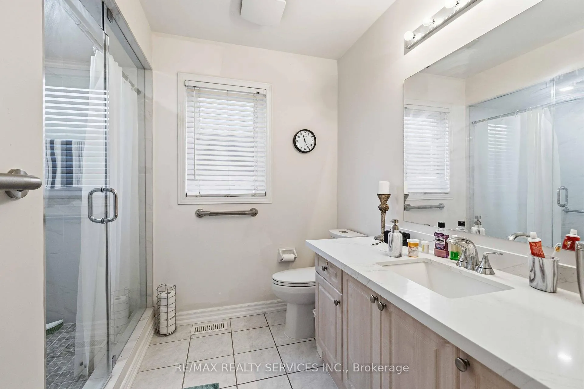 Photo 19 of 82 Mainard Crescent, Brampton, Sandringham-Wellington — HOMEH