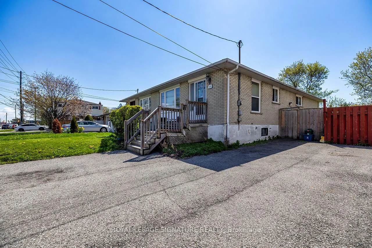 Photo 3 of 593 Gibb Street, Oshawa, Vanier — HOMEH