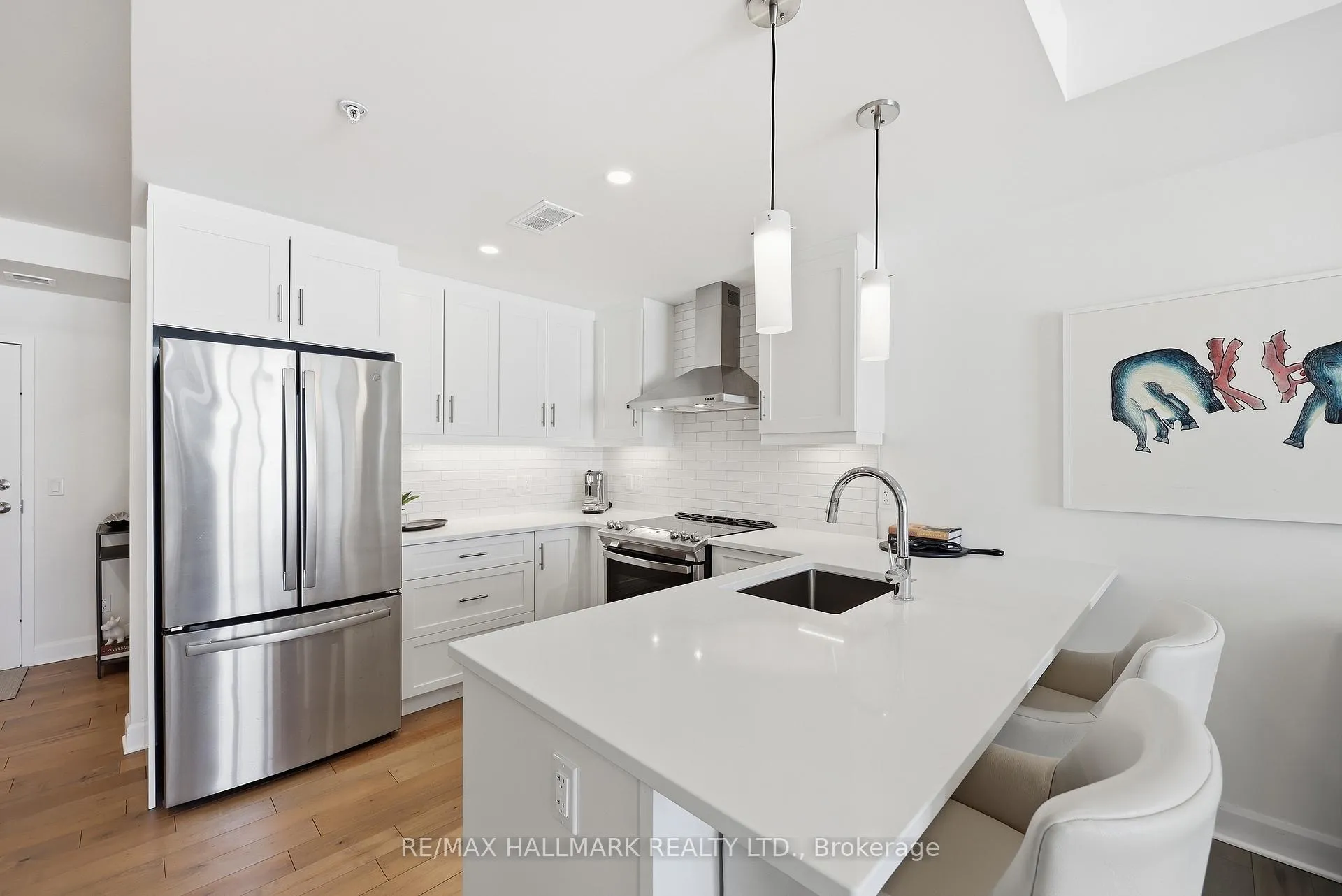 Photo 6 of Unit 318, 129b South Street, Gananoque — HOMEH