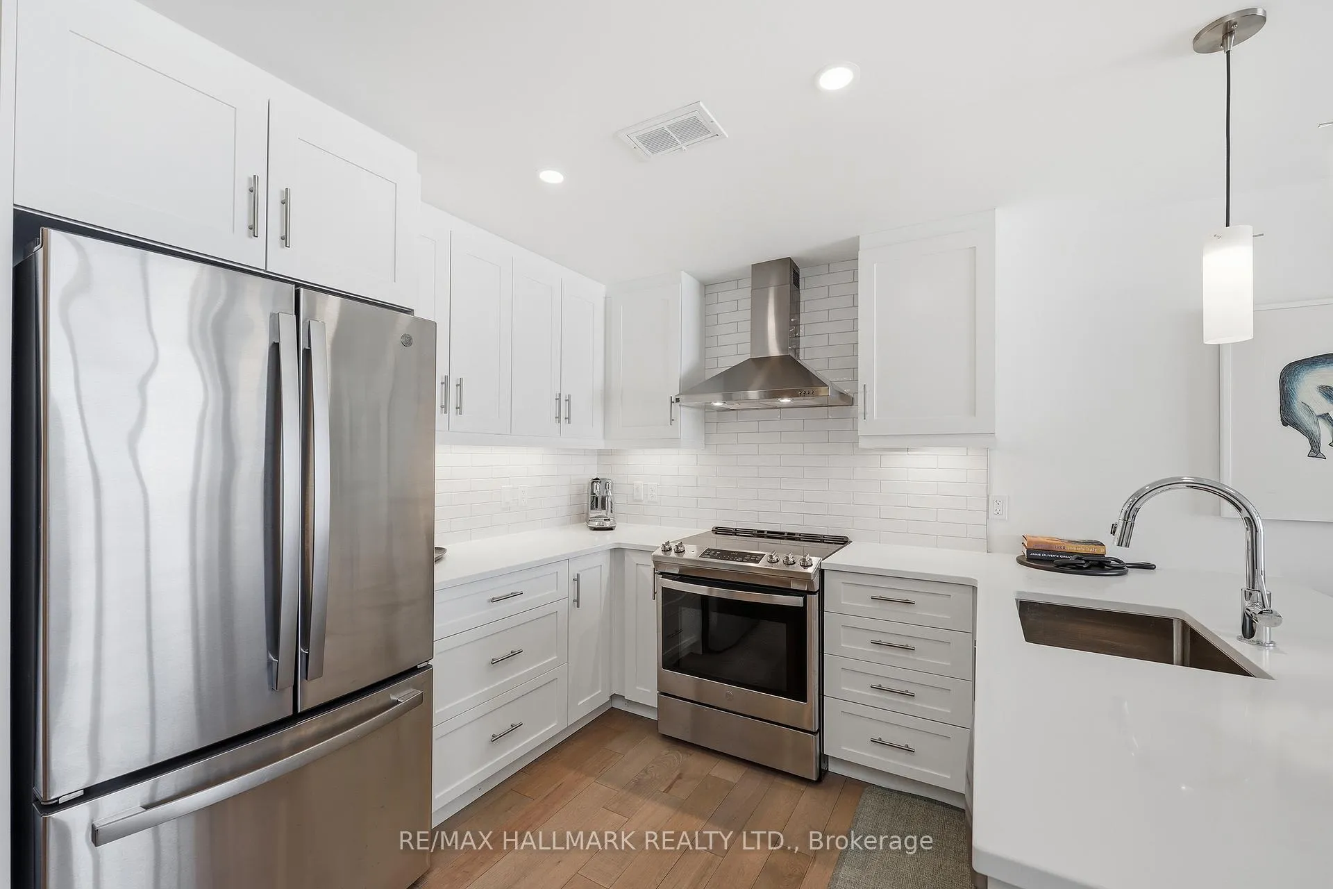 Photo 11 of Unit 318, 129b South Street, Gananoque — HOMEH