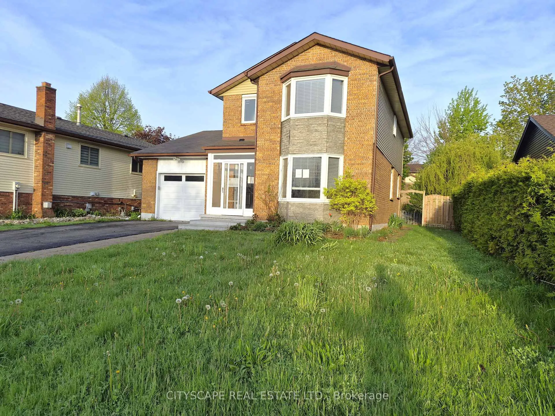 Photo 1 of 11 Ashely Court, Kitchener, Grand River North — HOMEH