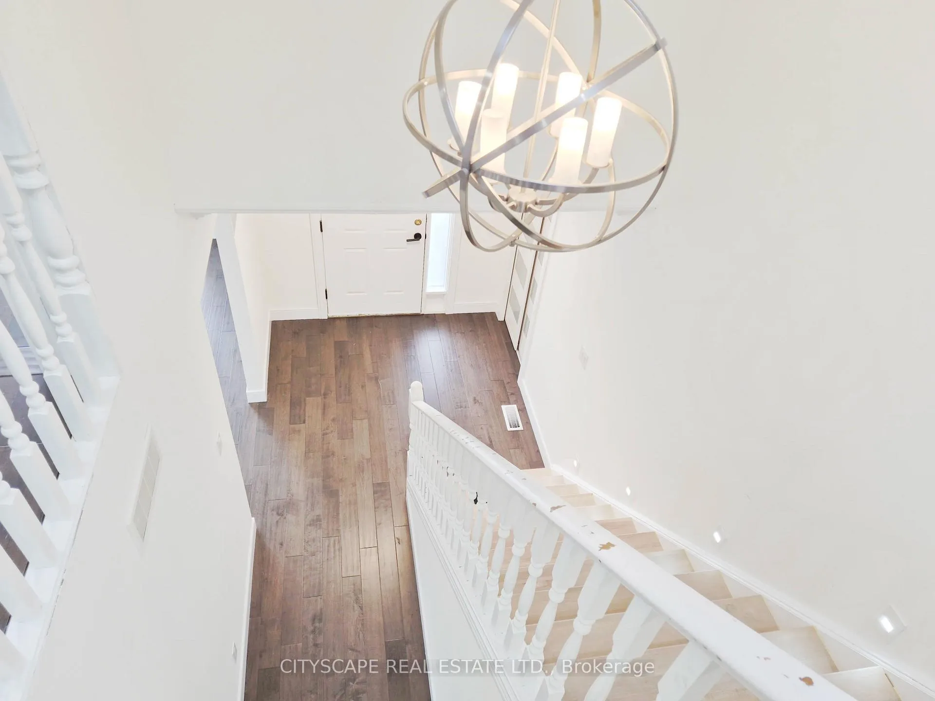 Photo 15 of 11 Ashely Court, Kitchener, Grand River North — HOMEH