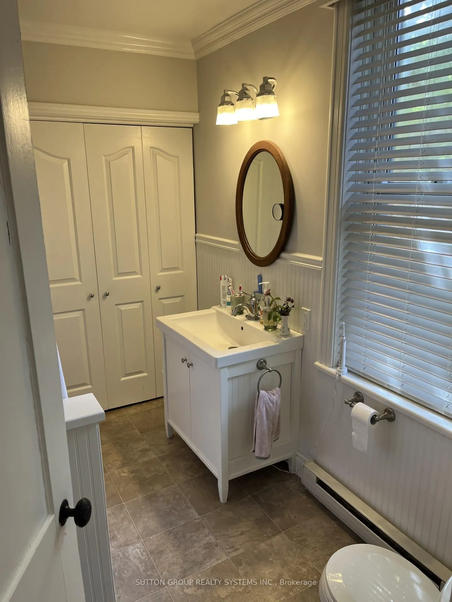 Photo 14 of Unit 1, 58 Bruce Street S, Blue Mountains — HOMEH