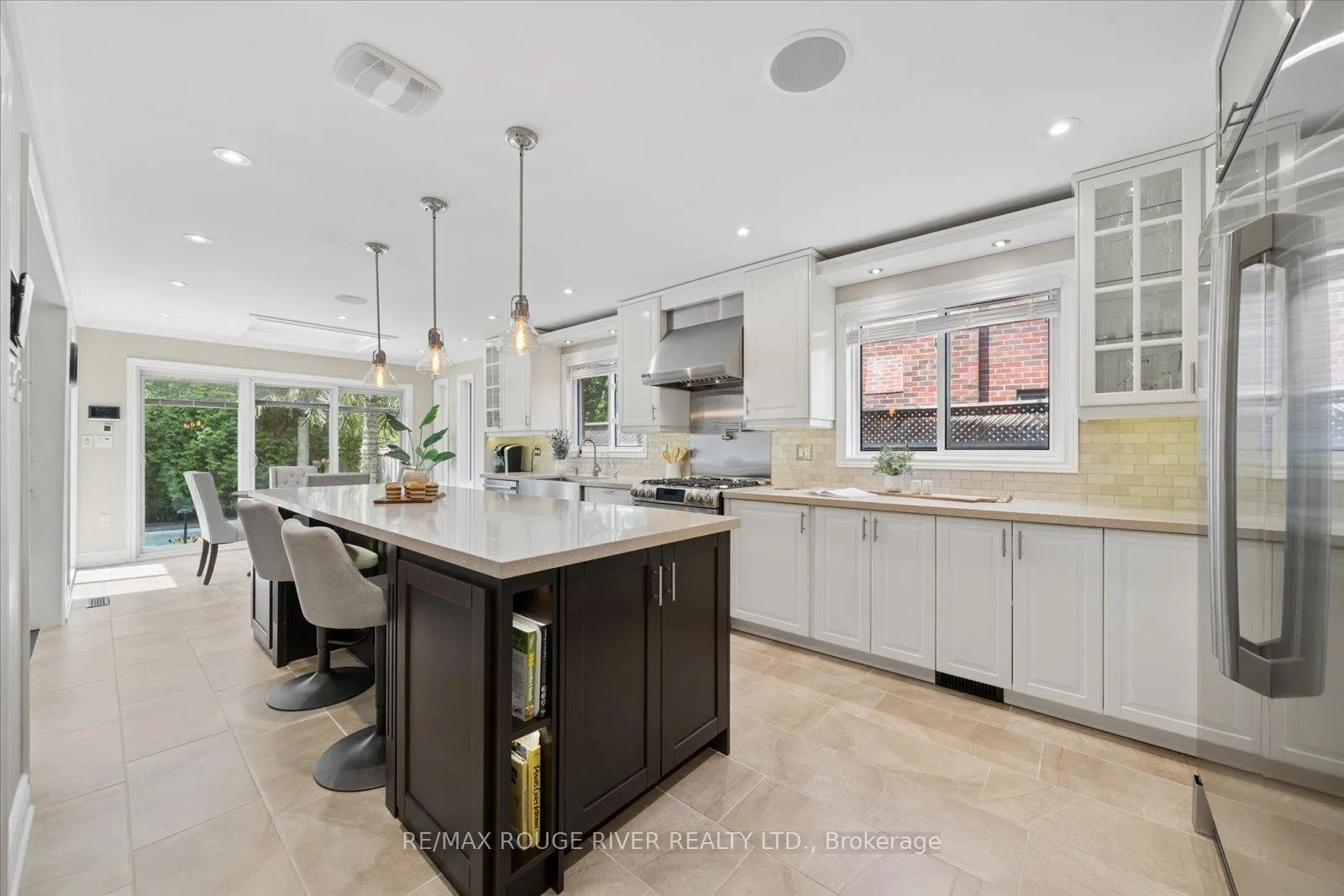 Photo 8 of 34 Glen Hill Drive, Whitby, Blue Grass Meadows — HOMEH