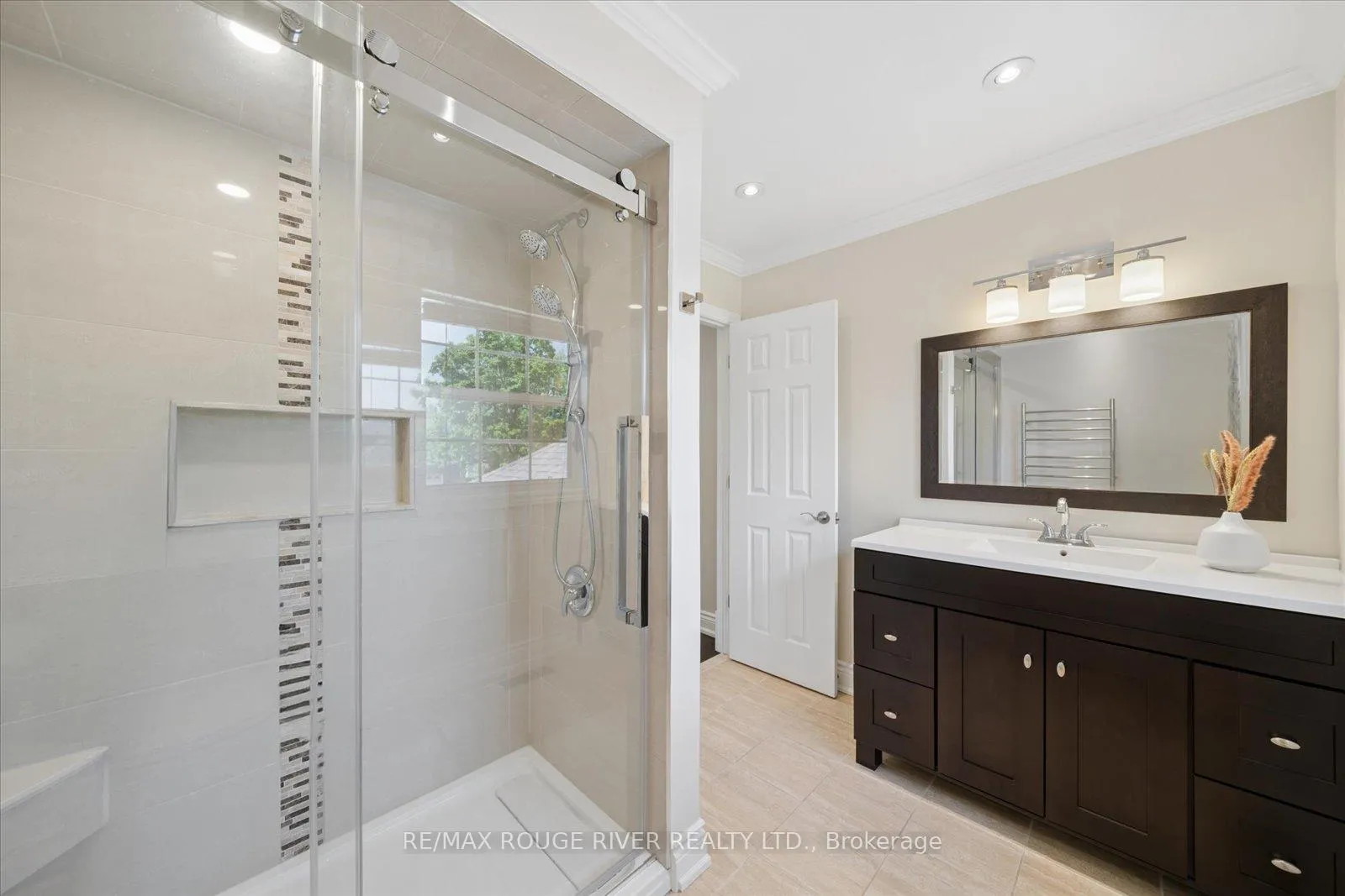 Photo 32 of 34 Glen Hill Drive, Whitby, Blue Grass Meadows — HOMEH