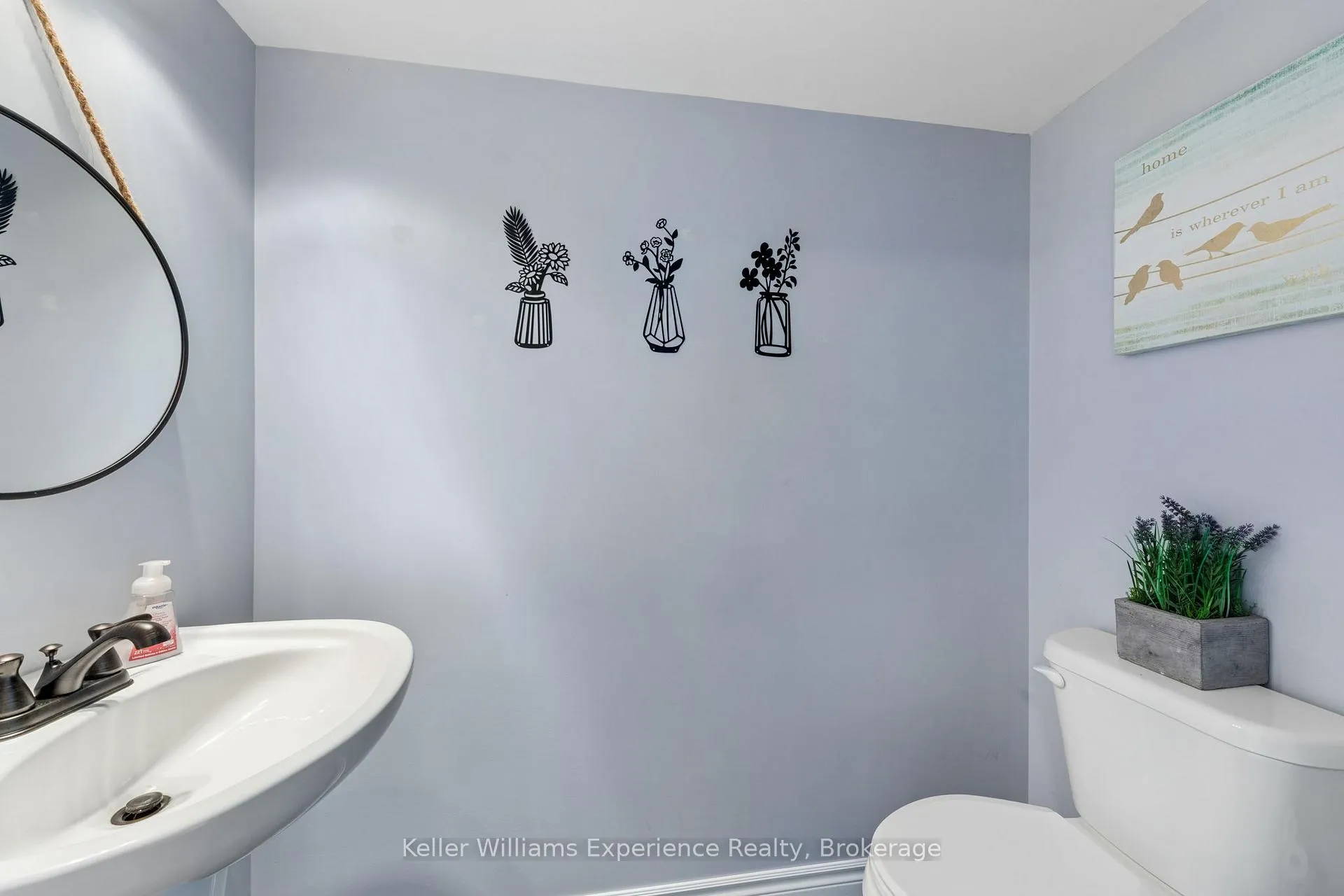 Photo 7 of 5525 Penetanguishene Road, Springwater, Rural Springwater — HOMEH
