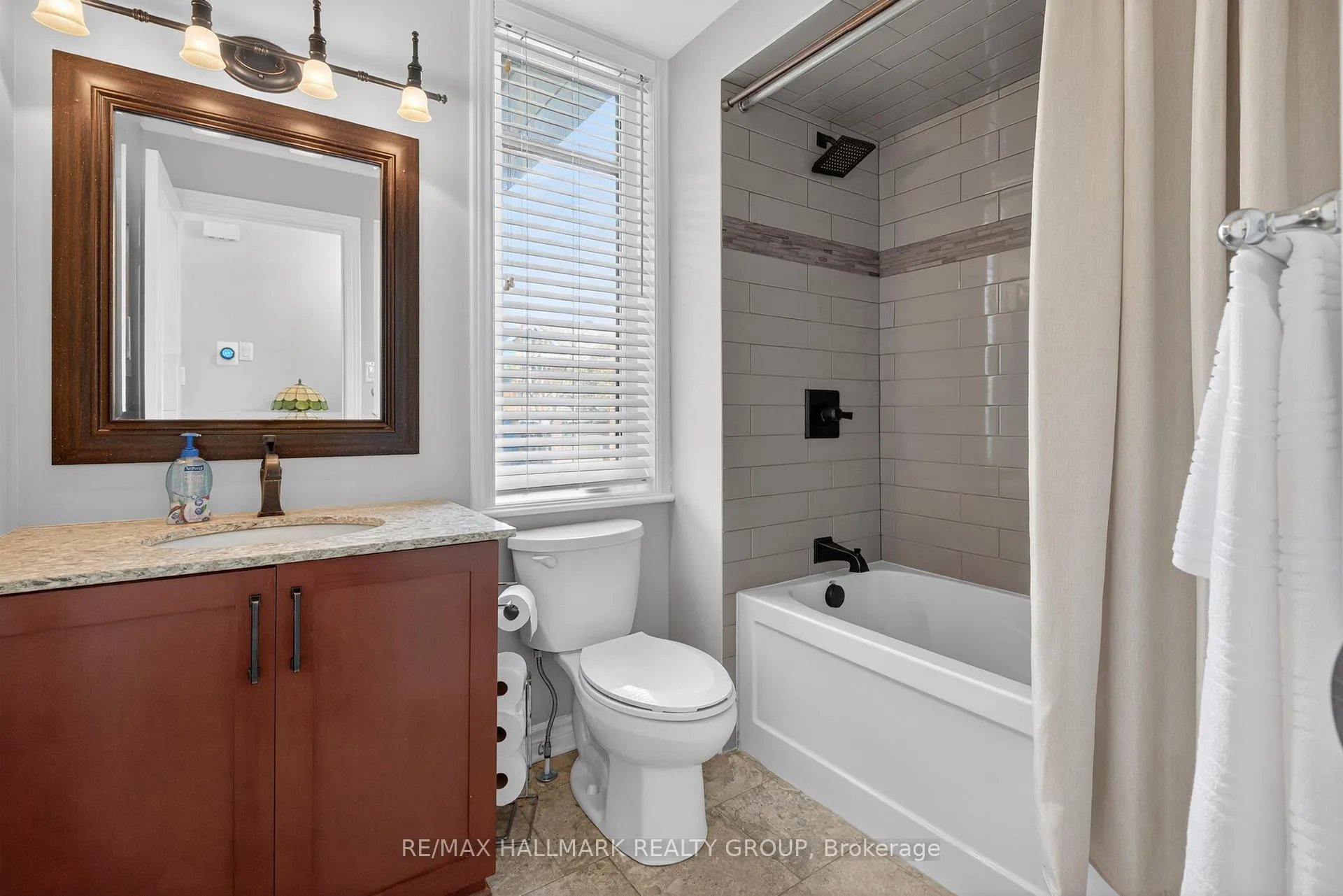 Photo 25 of Unit 14, 15 Tadley Private, Ottawa, Barrhaven - Longfields — HOMEH