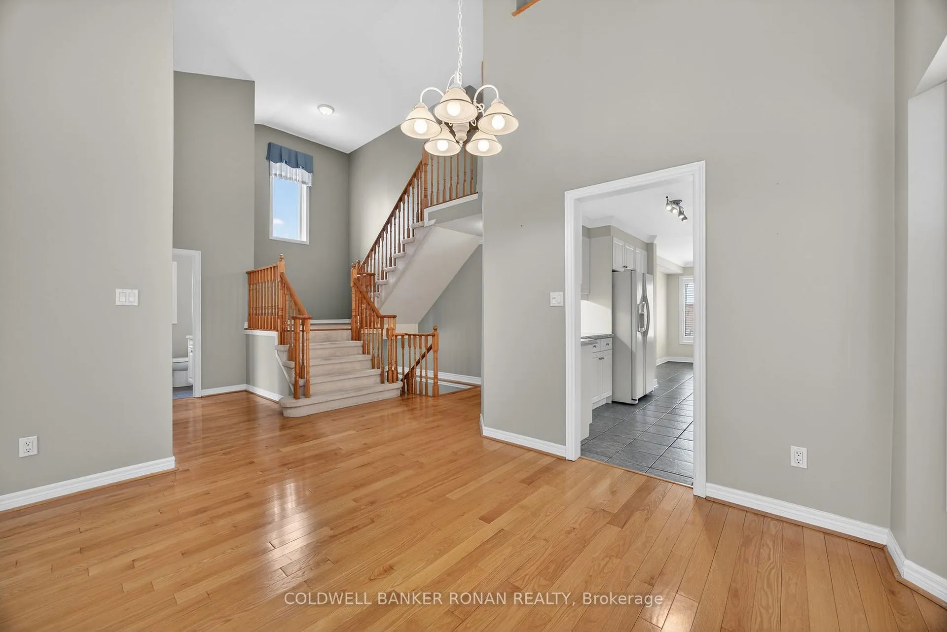 Photo 14 of 14 Via Amici, New Tecumseth, Rural New Tecumseth — HOMEH