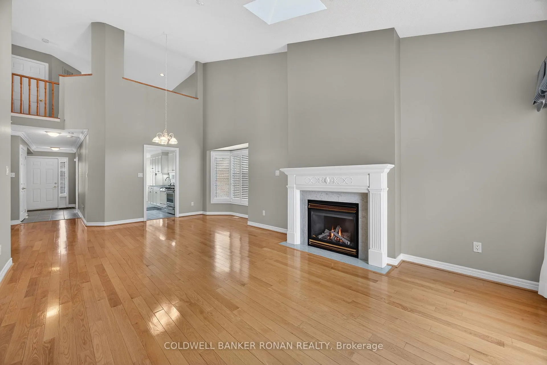 Photo 19 of 14 Via Amici, New Tecumseth, Rural New Tecumseth — HOMEH