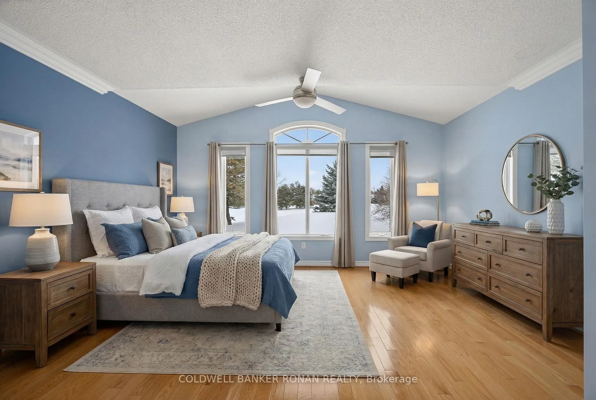 Photo 21 of 14 Via Amici, New Tecumseth, Rural New Tecumseth — HOMEH