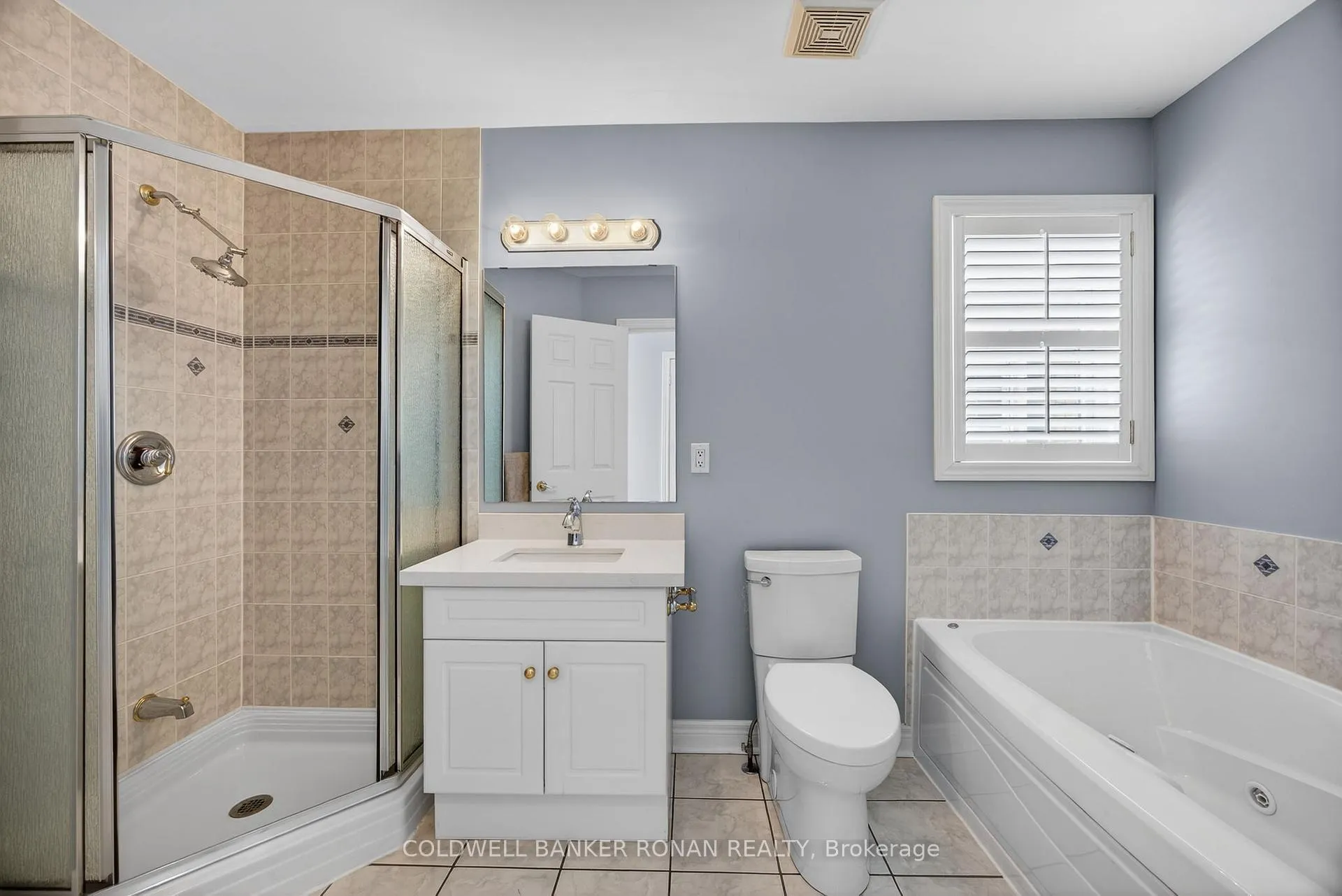 Photo 23 of 14 Via Amici, New Tecumseth, Rural New Tecumseth — HOMEH