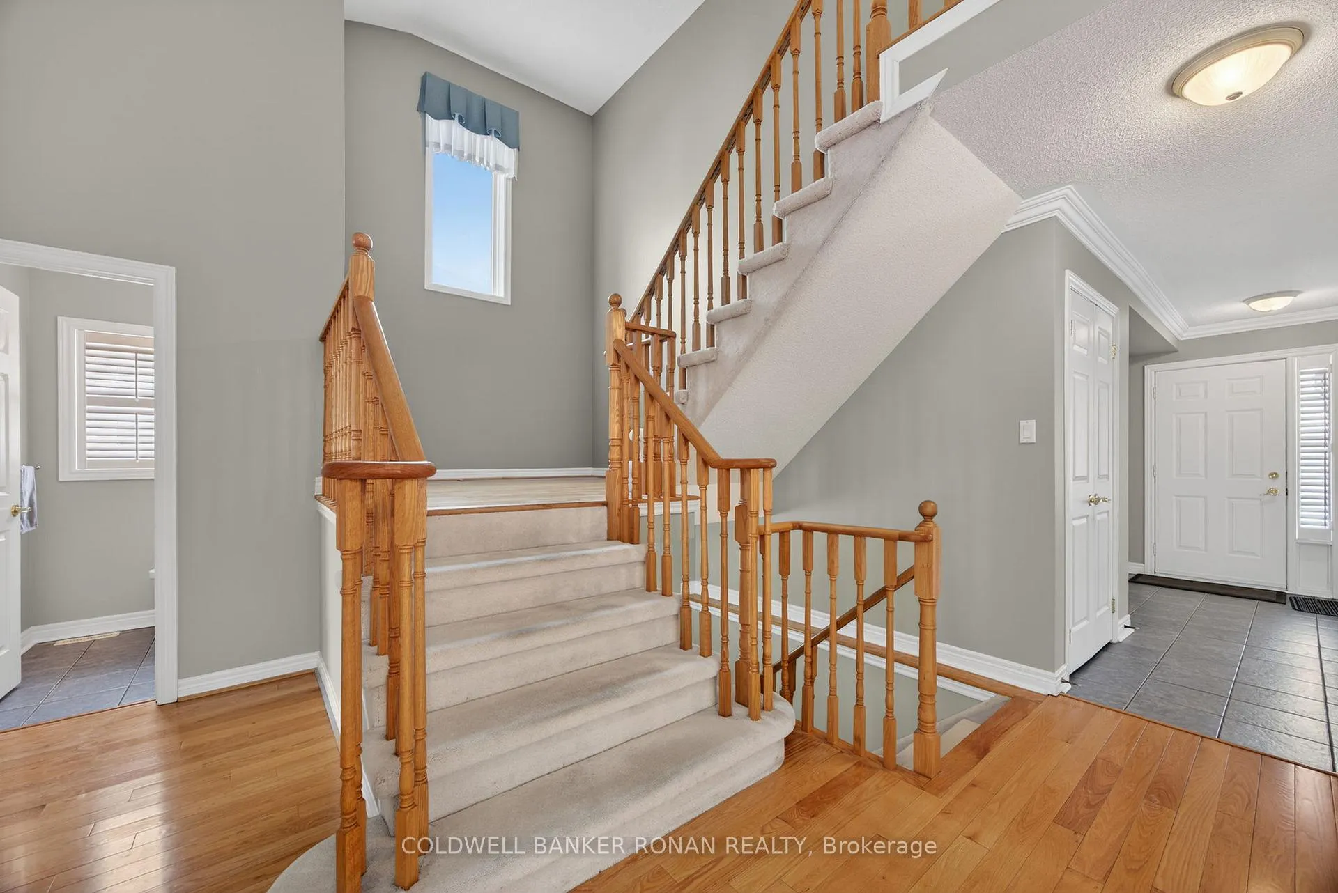 Photo 27 of 14 Via Amici, New Tecumseth, Rural New Tecumseth — HOMEH
