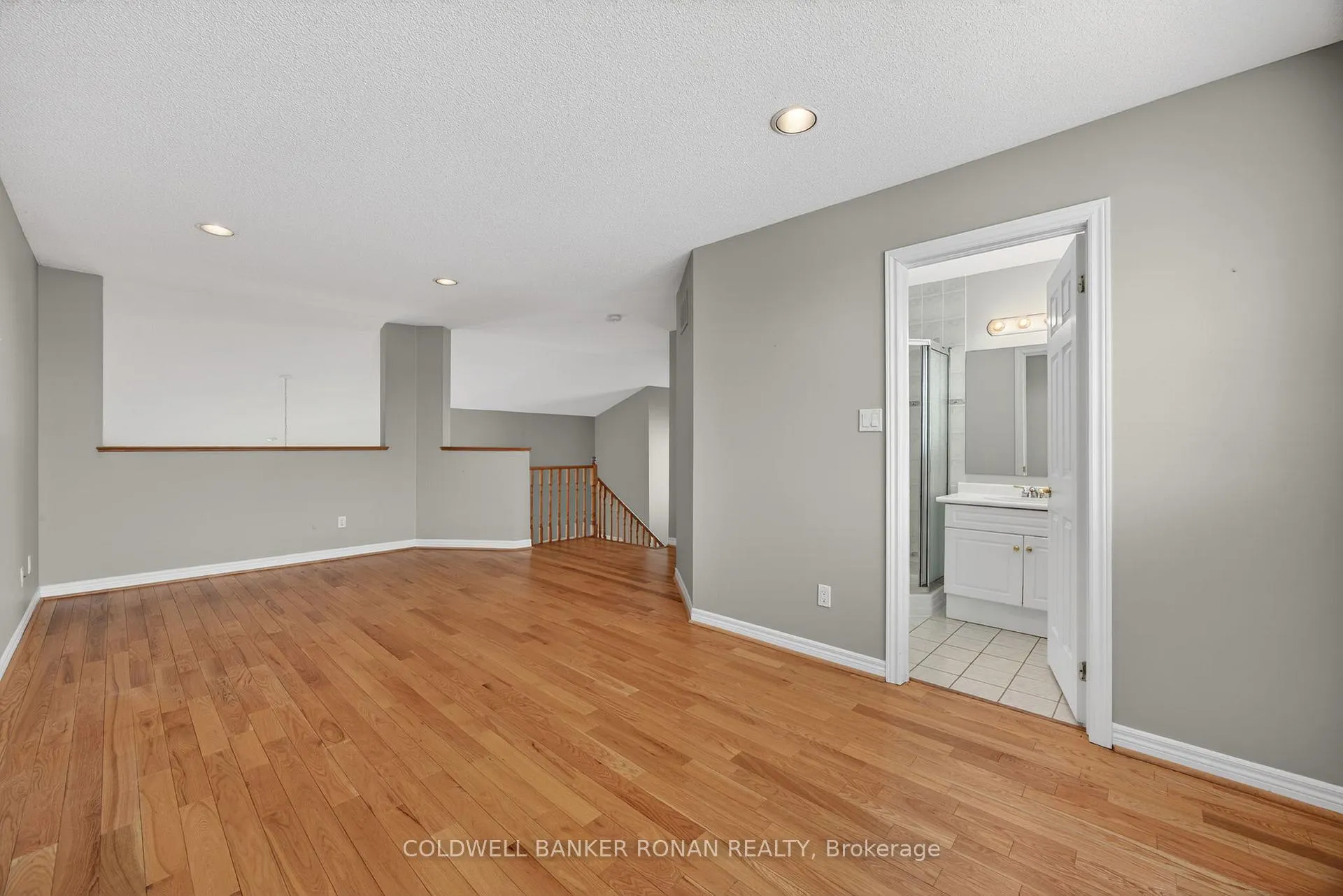 Photo 30 of 14 Via Amici, New Tecumseth, Rural New Tecumseth — HOMEH