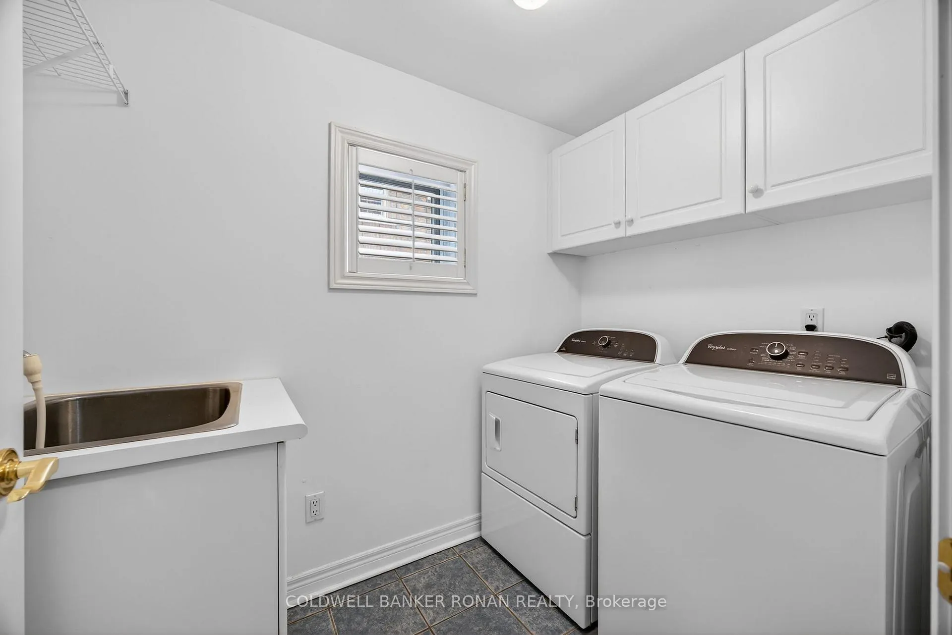 Photo 34 of 14 Via Amici, New Tecumseth, Rural New Tecumseth — HOMEH
