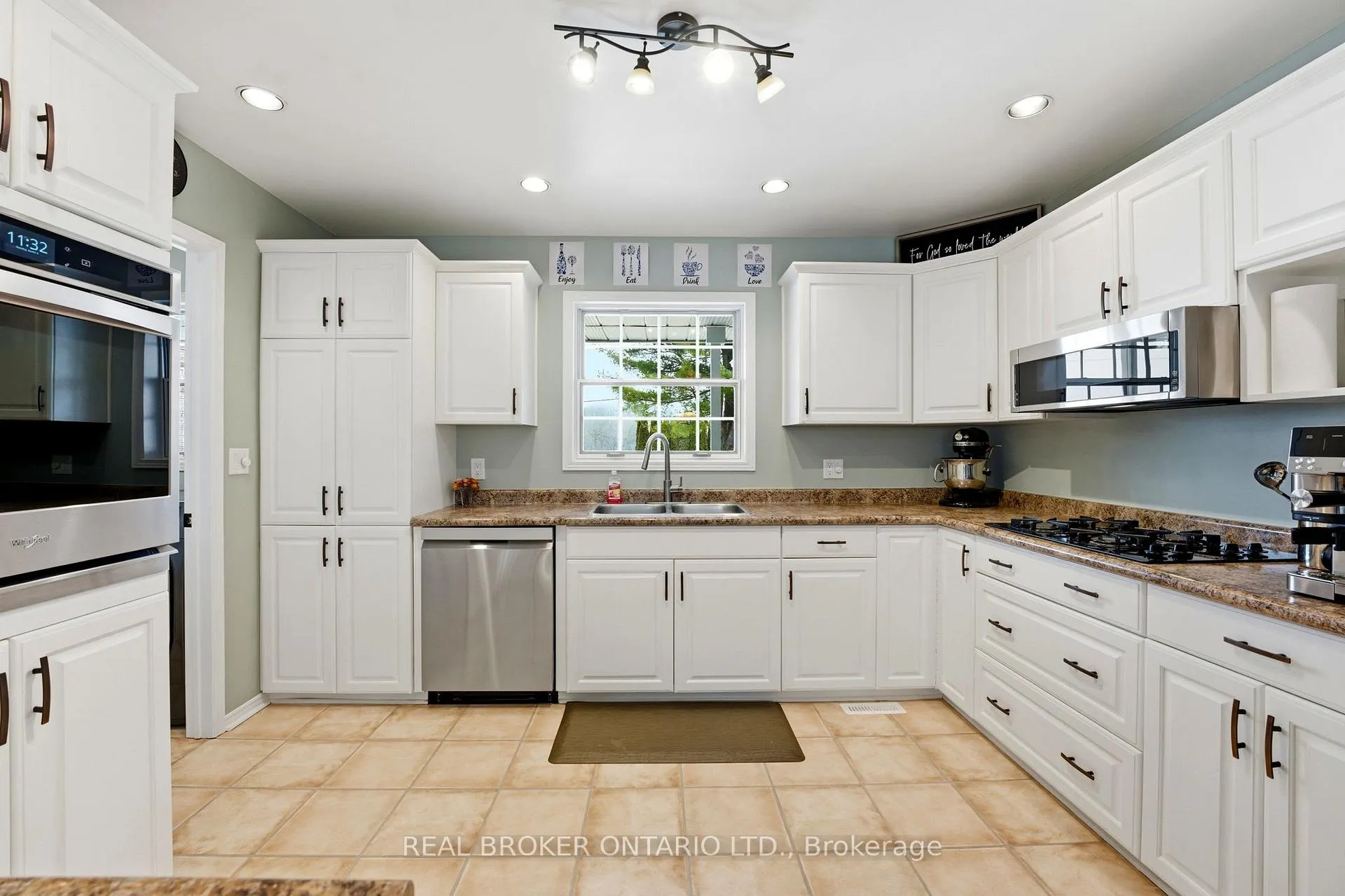 Photo 10 of 10475 Plank Road, Bayham, Rural Bayham — HOMEH