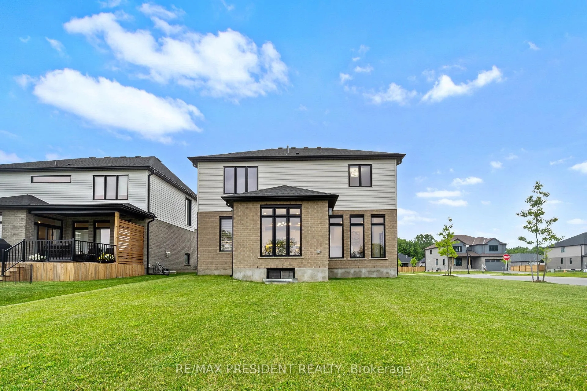 Photo 4 of 191 Foxborough Place, Thames Centre, Thorndale — HOMEH
