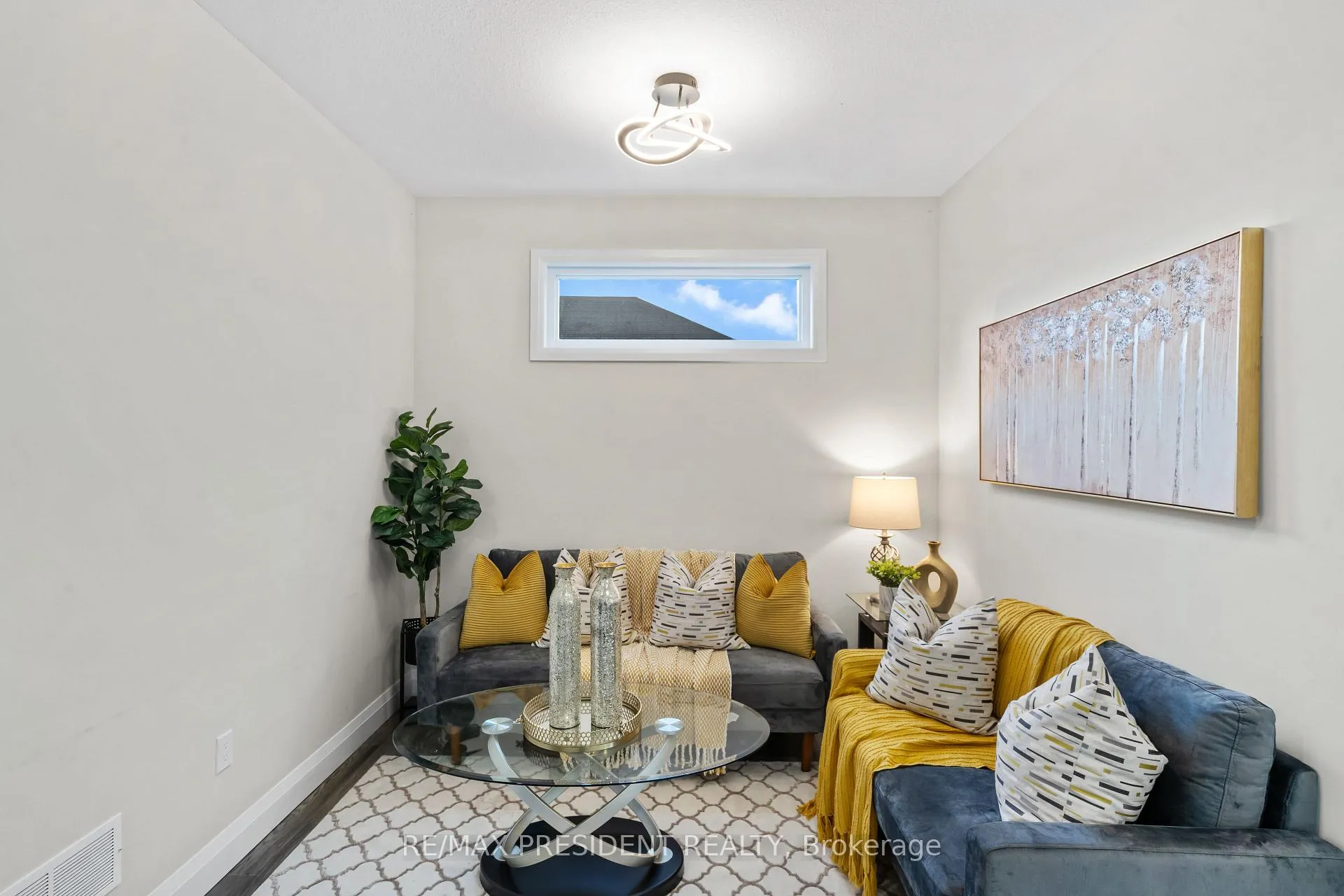 Photo 10 of 191 Foxborough Place, Thames Centre, Thorndale — HOMEH