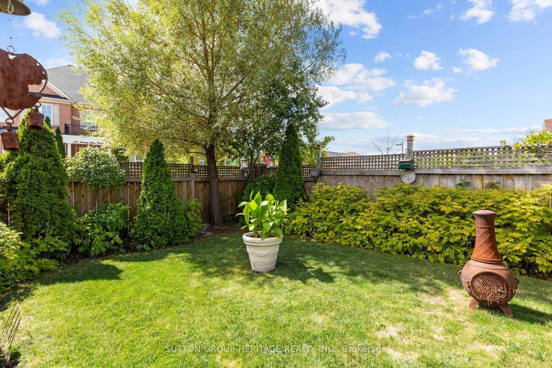Photo 13 of 104 Gas Lamp Lane, Markham, Cornell — HOMEH