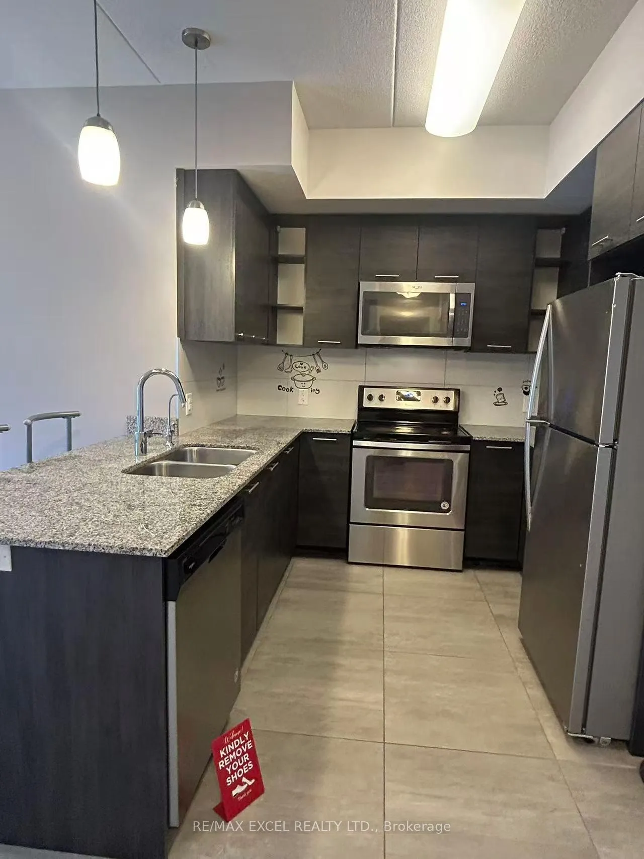 Photo 4 of Unit 615, 251 Hemlock Street, Waterloo, Beechwood/University — HOMEH