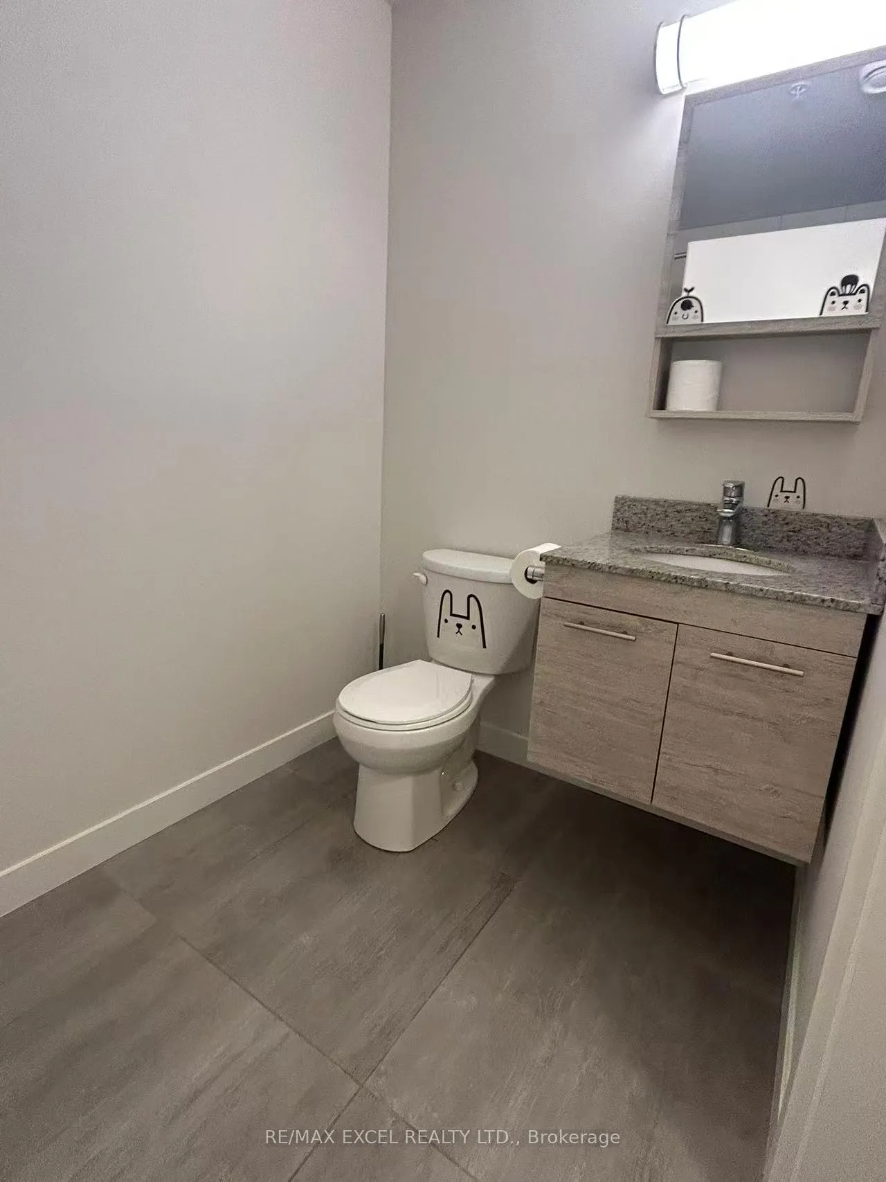 Photo 17 of Unit 615, 251 Hemlock Street, Waterloo, Beechwood/University — HOMEH