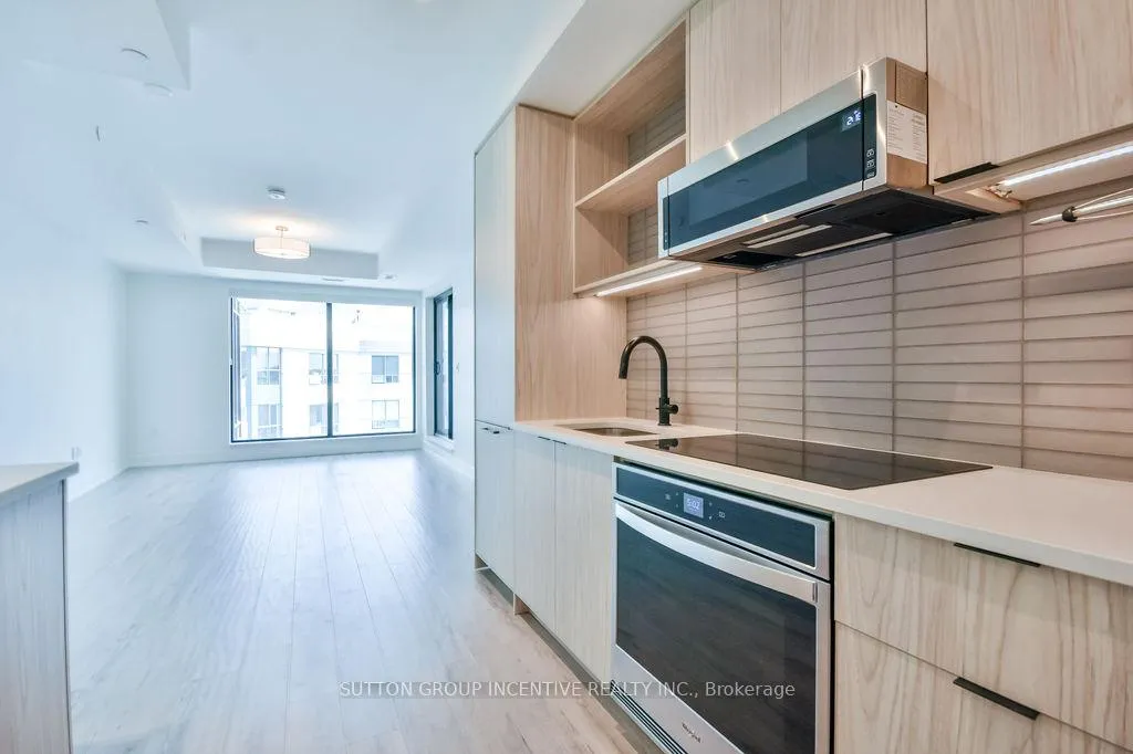 Photo 18 of Unit 713, 185 Dunlop Street E, Barrie, Lakeshore — HOMEH