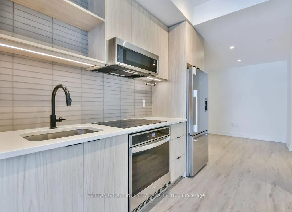 Photo 20 of Unit 713, 185 Dunlop Street E, Barrie, Lakeshore — HOMEH