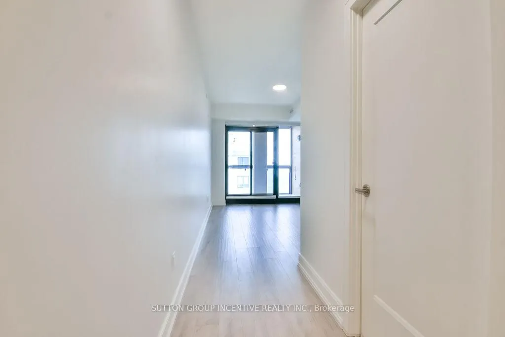 Photo 29 of Unit 713, 185 Dunlop Street E, Barrie, Lakeshore — HOMEH