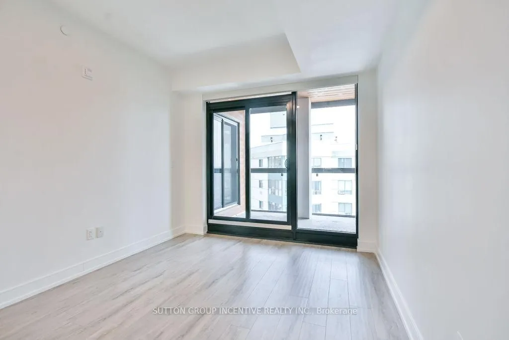 Photo 32 of Unit 713, 185 Dunlop Street E, Barrie, Lakeshore — HOMEH