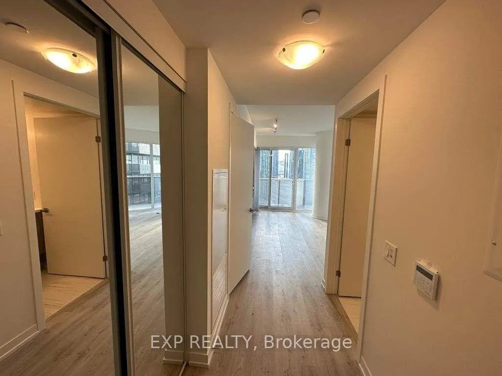 Photo 1 of Unit 2515, 138 Downes Street, Toronto, Waterfront Communities — HOMEH